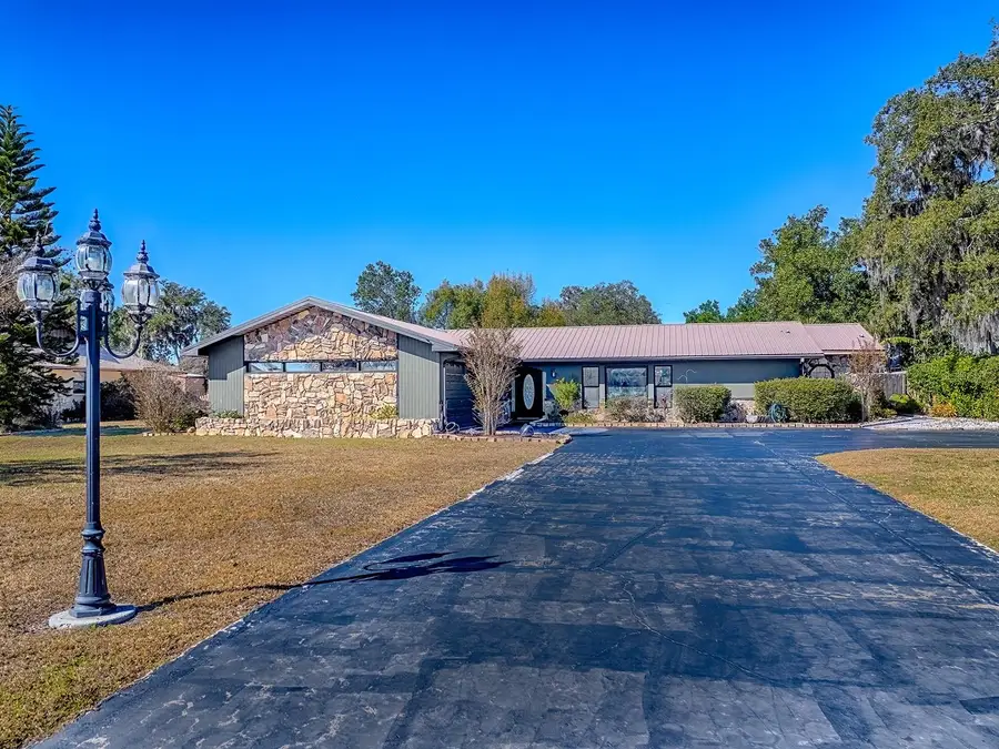 5329 Twin Palms Road, Fruitland Park, FL 34731 - Image #2