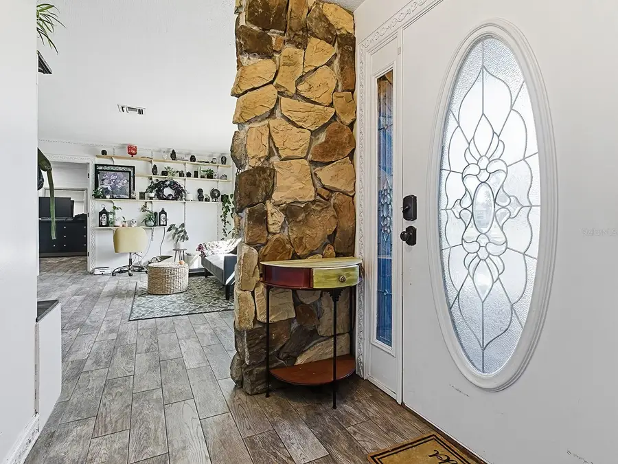 5329 Twin Palms Road, Fruitland Park, FL 34731 - Image #3