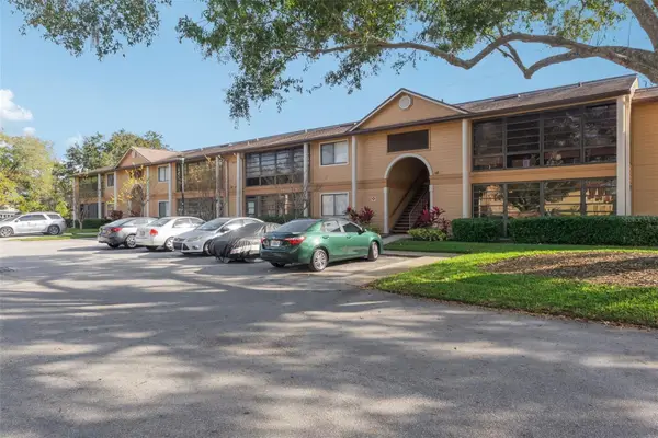 6031 Scotchwood Glen #108, ORLANDO, FL 32822