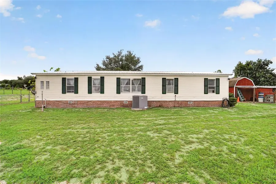 15355 SE 113th Street Road, Ocklawaha, FL 32179 - #2