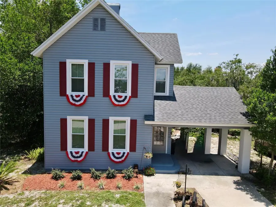 243 S Central Avenue, Umatilla, FL 32784 - Image #2