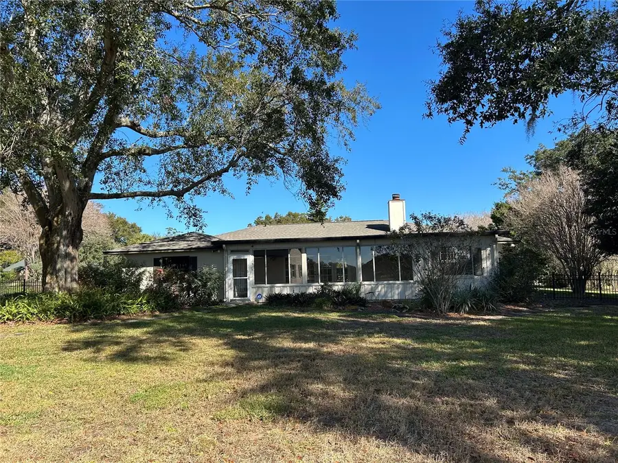 1920 Sussex Drive, Mount Dora, FL 32757 - Image #2