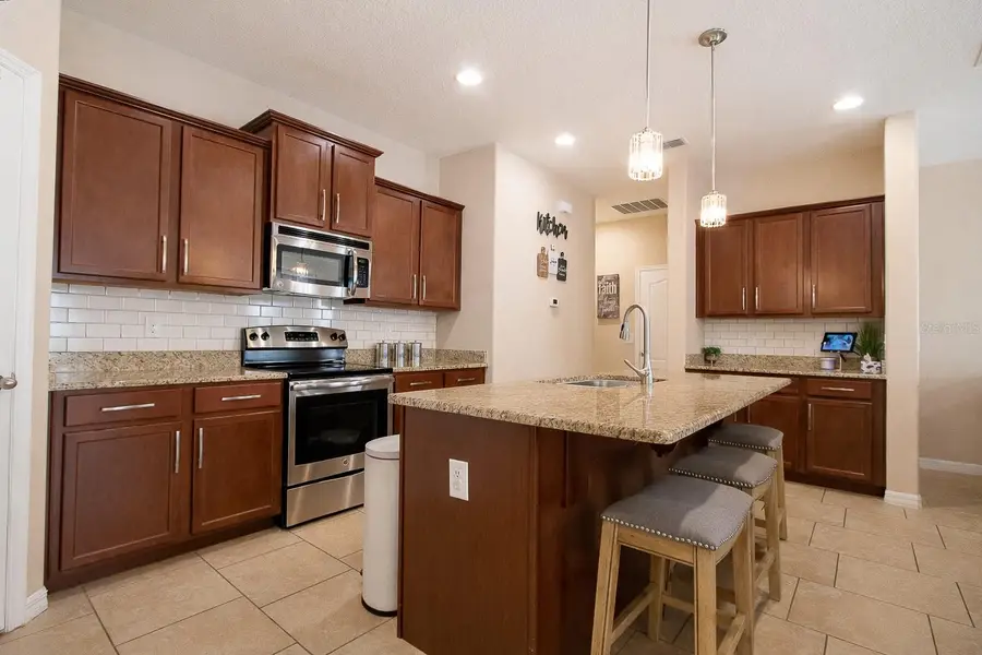 201 Compass Rose Drive, Groveland, FL 34736 - Image #3