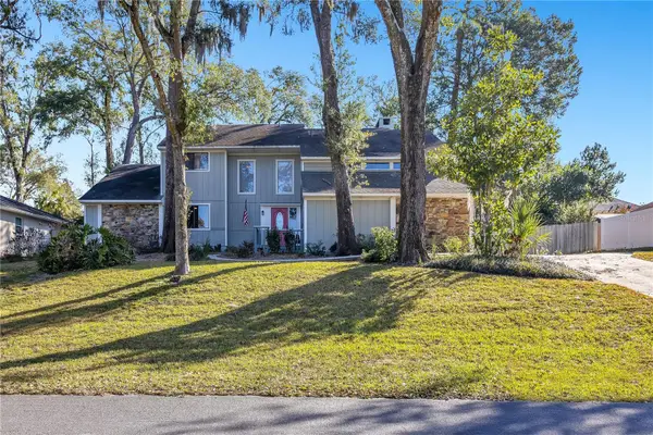 2108 Dogwood Circle, MOUNT DORA, FL 32757