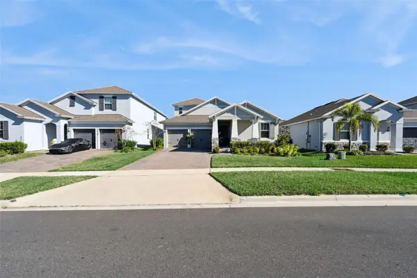 4442 Lions Gate Drive, CLERMONT, FL 34711