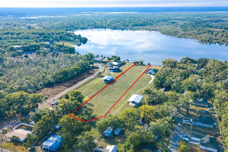 Rose St, Umatilla, FL 32784 - #2