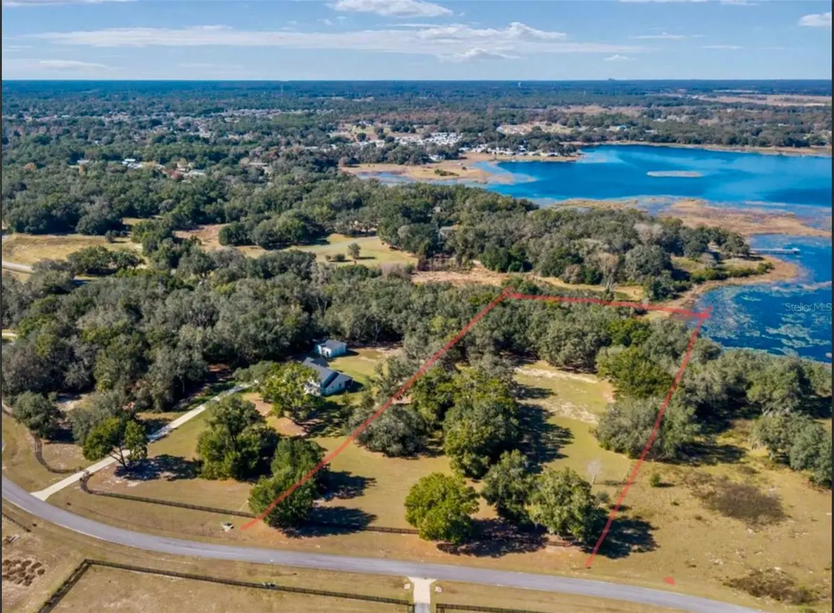 11592 Se 101st Court Rd, Belleview, FL 34420 - Image #1