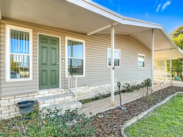 1405 Skyline Court, TAVARES, FL 32778