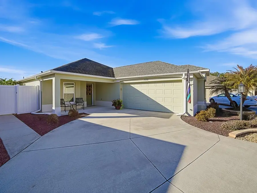 7370 SE 167th Zina Lane, The Villages, FL 32162 - Image #2