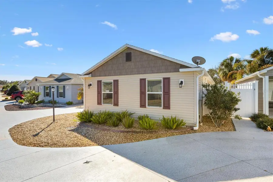 2610 Lindewood Street, The Villages, FL 32163 - Image #2