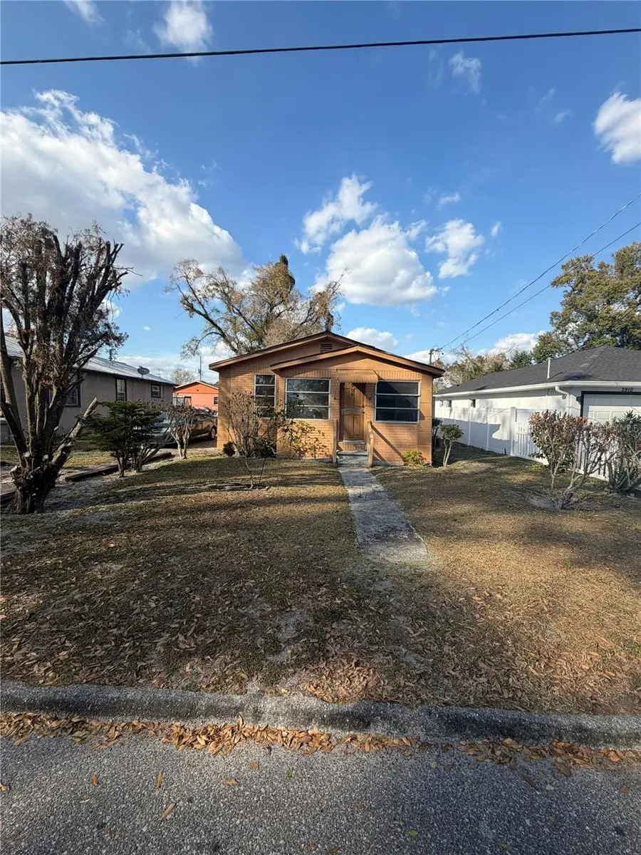 3908 E Genesee Street, Tampa, FL 33610 - #1