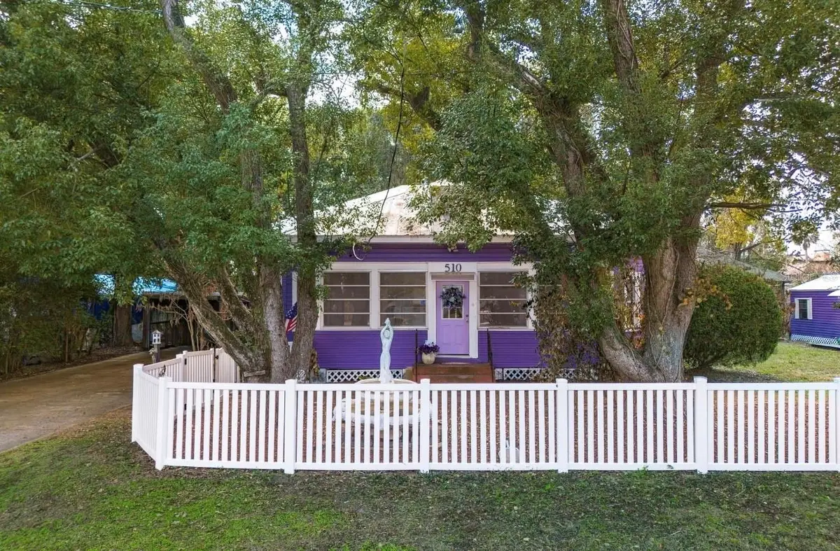 510 E Key Avenue, Eustis, FL 32726 - #1