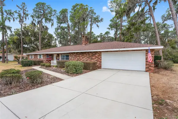98 Mockingbird Lane, EUSTIS, FL 32726