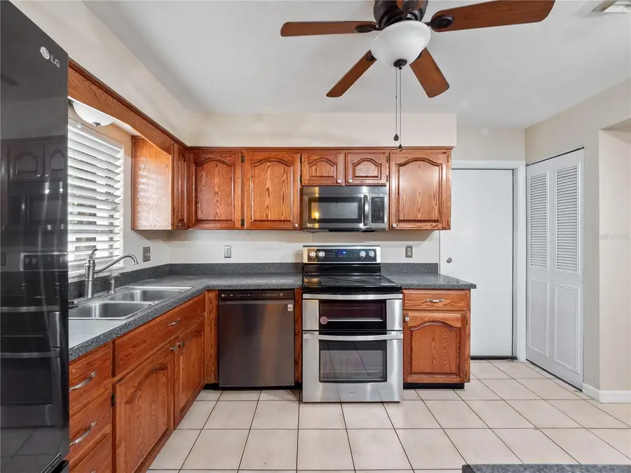 6131 Sparling Hills Circle, Orlando, FL 32808 - #3