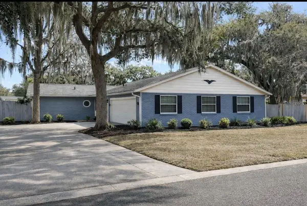 201 Frosti Way, EUSTIS, FL 32726