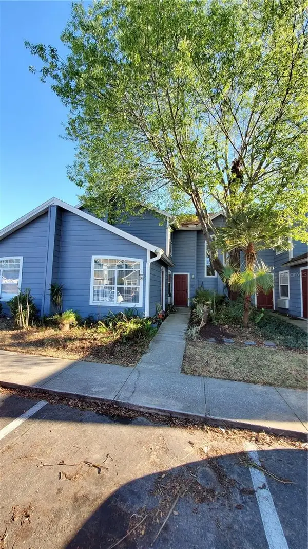 225 Mango Drive, DAVENPORT, FL 33897