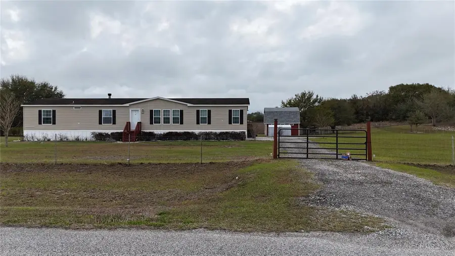 8009 Sergeant Pepper Dr, Howey In The Hills, FL 34737 - #2