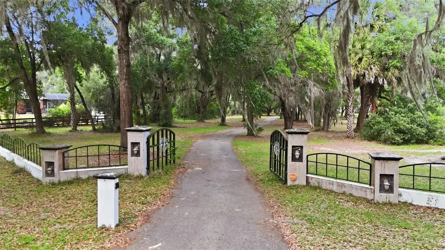 10639 SE Sunset Harbor Road, Summerfield, FL 34491 - #3