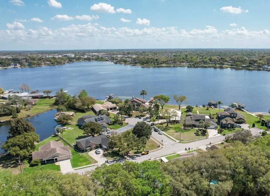 248 Robin Road, Altamonte Springs, FL 32701 - #2