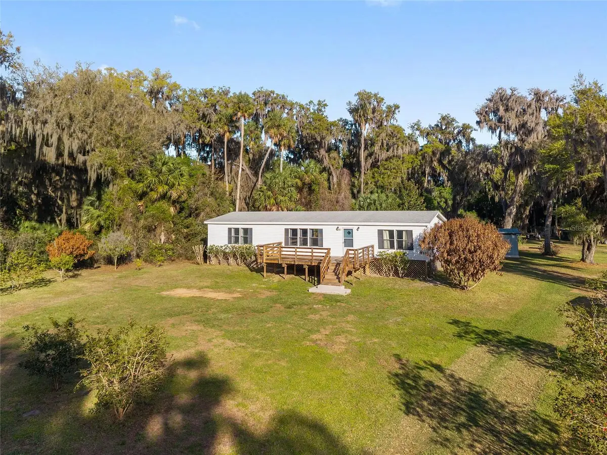 38805 Emeralda Island Road, Leesburg, FL 34788 - #1