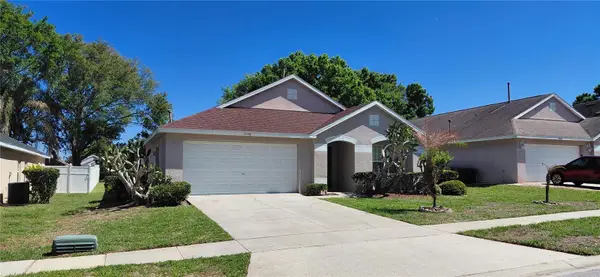 15702 Bay Vista Drive, CLERMONT, FL 34714