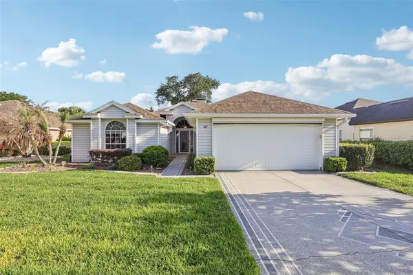 587 Juniper Way, TAVARES, FL 32778