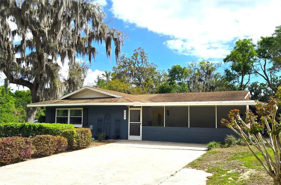 506 E Gottsche Avenue, Eustis, FL 32726 - #2