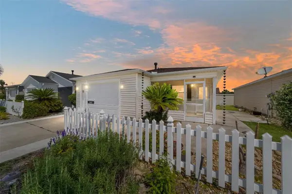 2403 Baton Place, THE VILLAGES, FL 32162