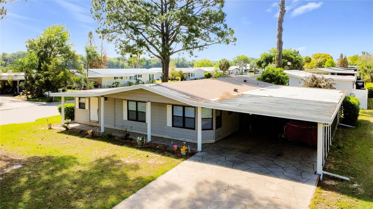 1690 Elkhart Circle, Tavares, FL 32778 - #1