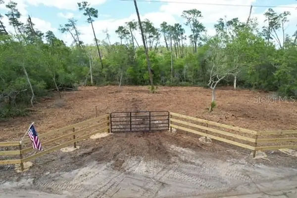 21575 SE 145th Place, UMATILLA, FL 32784