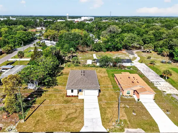 38905 Pine Street, UMATILLA, FL 32784