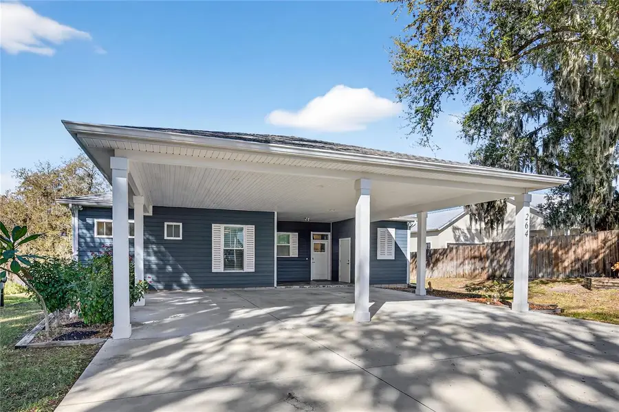 260 S Central Avenue, Umatilla, FL 32784 - #3