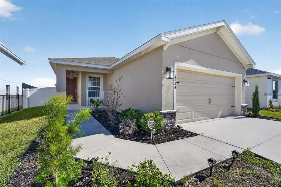 2024 Noble Drive, Davenport, FL 33837 - #2