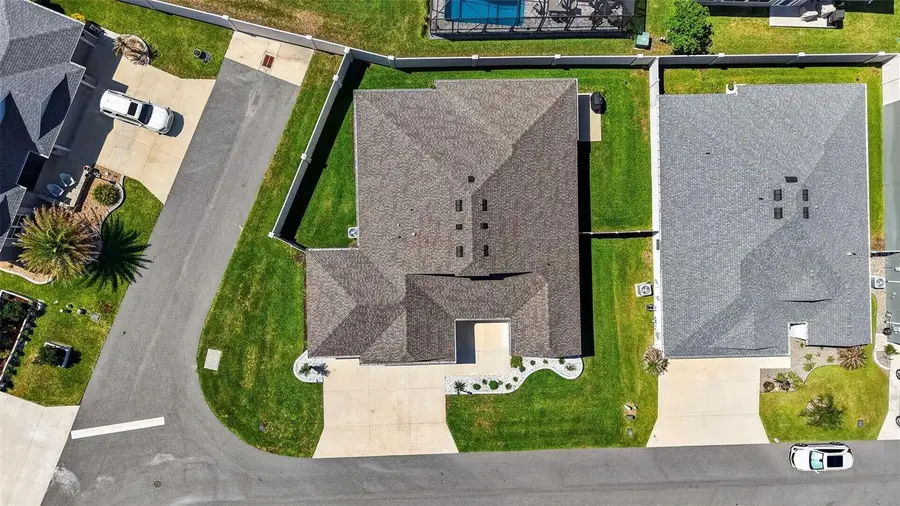 1713 Robbins Road, Howey In The Hills Okahumpka, FL 34762 - #2