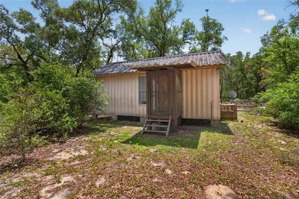 19448 SE 92nd Place, Ocklawaha, FL 32179 - #1