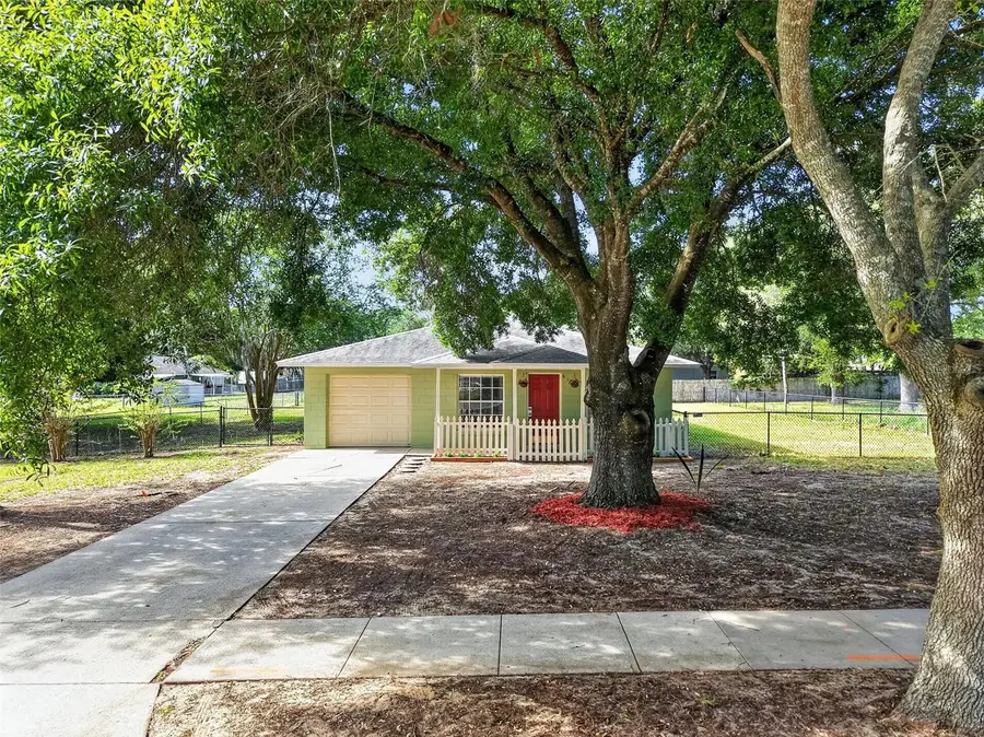 610 Palmetto Drive, Mascotte, FL 34753 - #3