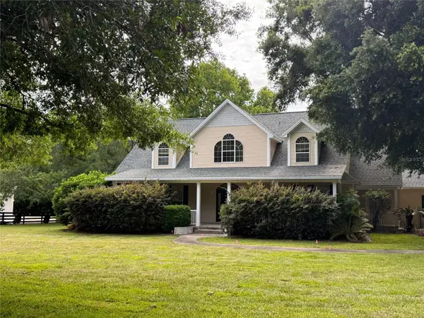 2766 Livery Lane, THE VILLAGES, FL 32162