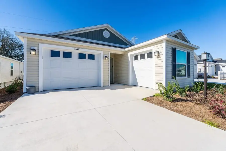 7168 Denver Avenue, Howey In The Hills Okahumpka, FL 34762 - #2