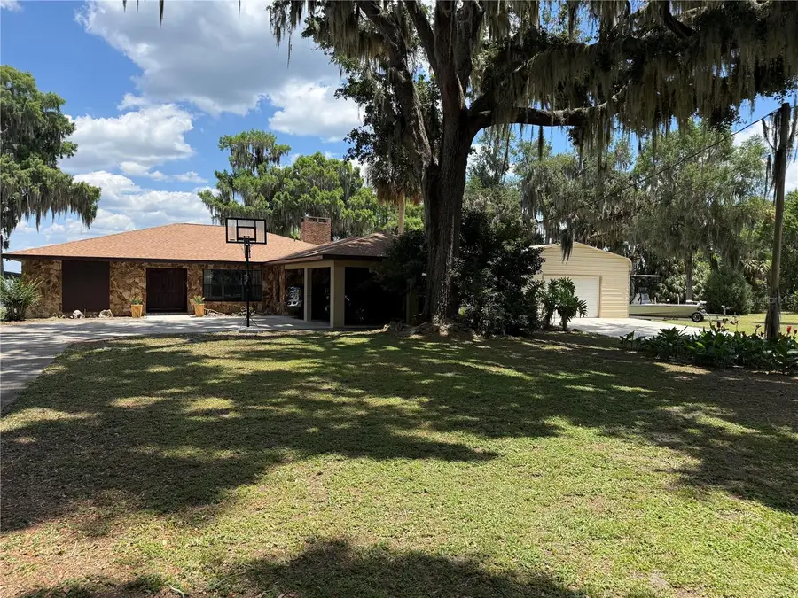 4232 County Road 400, Lake Panasoffkee, FL 33538 - #3