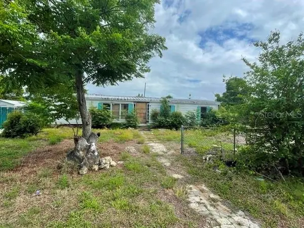 12024 Lakeview Drive, LEESBURG, FL 34788