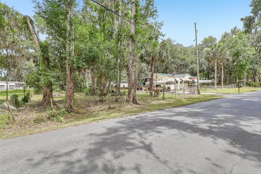 2903 Cr 426e, Lake Panasoffkee, FL 33538 - #3