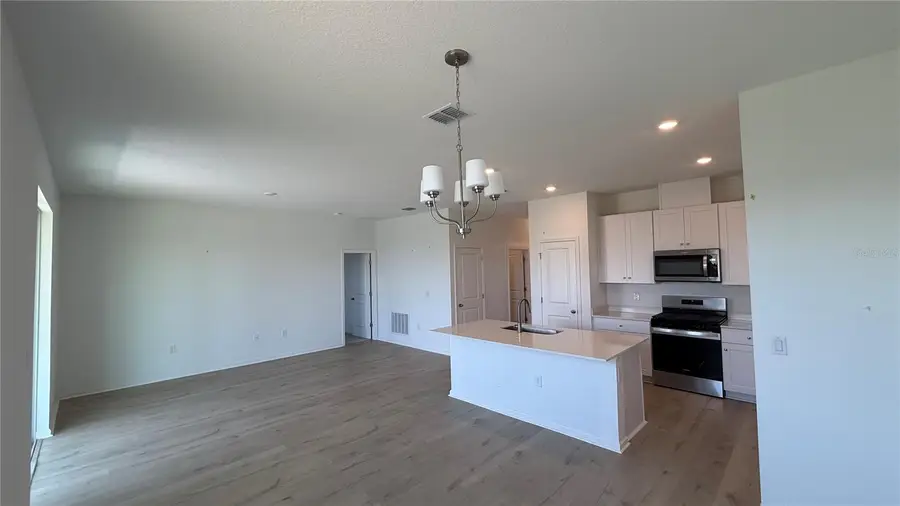6205 Sanders Grove Circle, Okahumpka, FL 34762 - #2