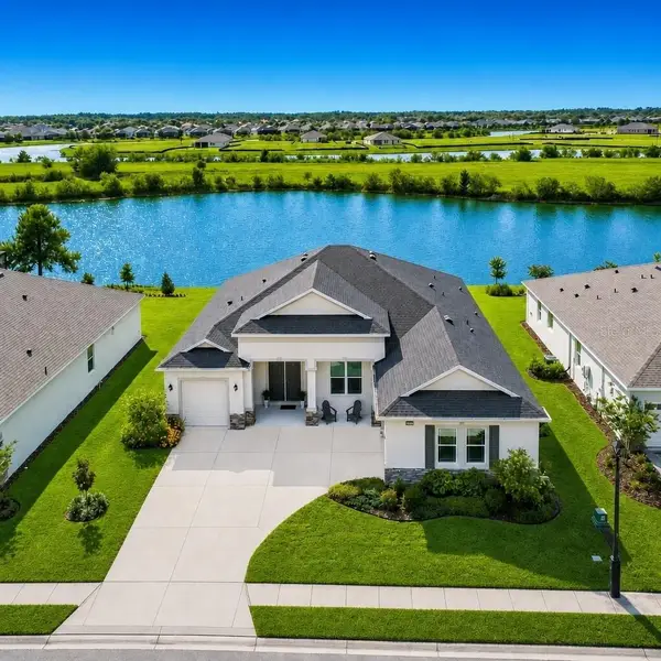 8598 Bridgeport Bay Circle, MOUNT DORA, FL 32757