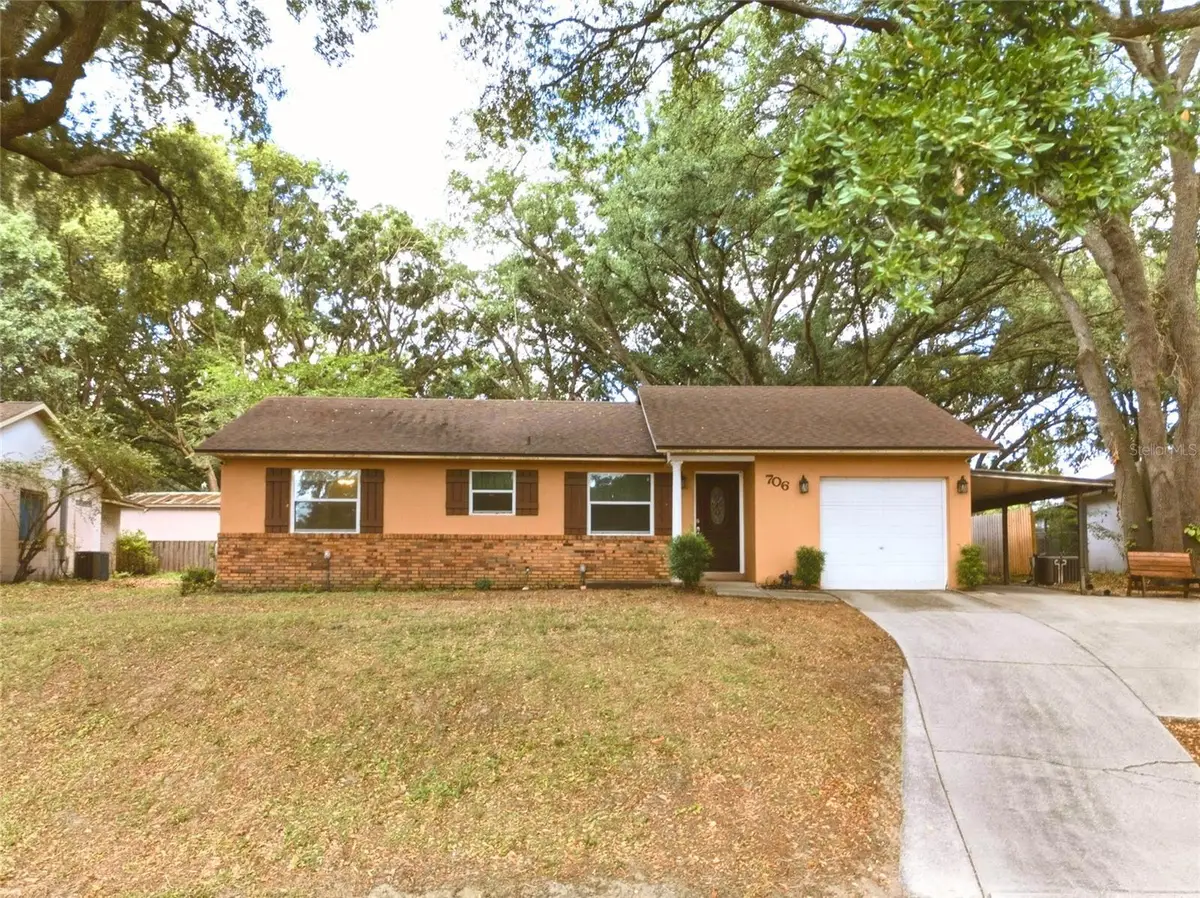 706 Lakeview Drive, Ocoee, FL 34761 - #1