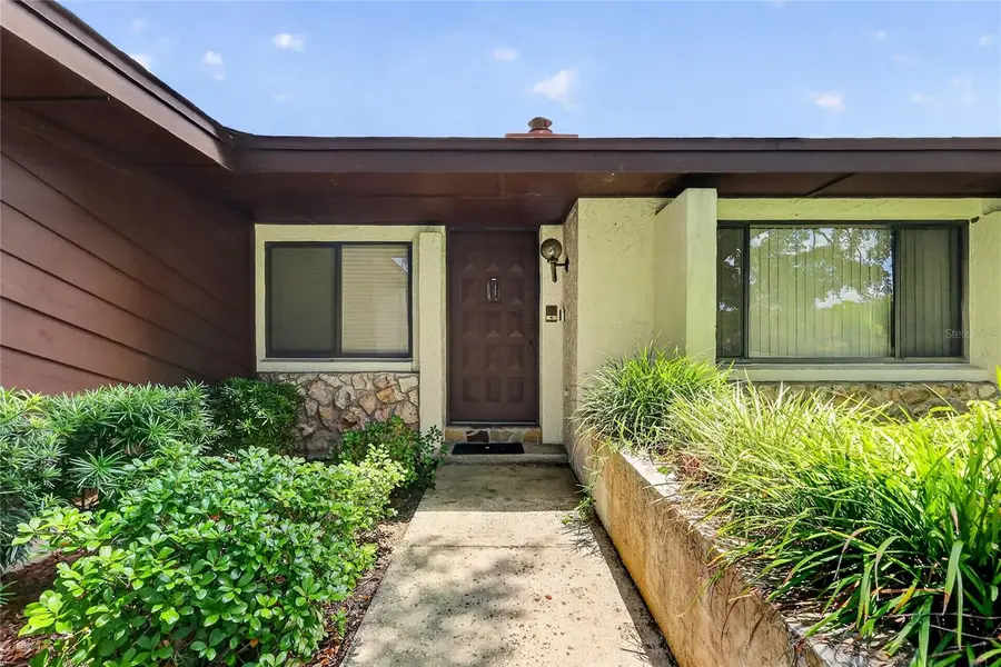 3001 Stratford Lane, Mount Dora, FL 32757 - #3