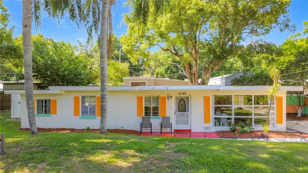 4162 Close Court, MOUNT DORA, FL 32757