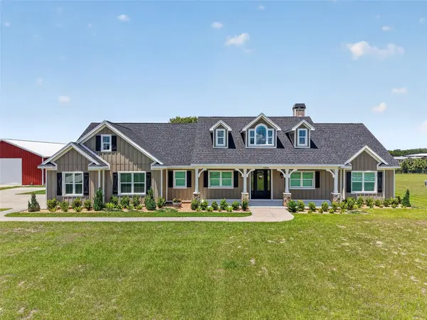 5496 Nantahala Lane, LADY LAKE, FL 32159