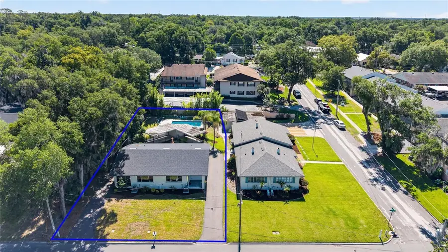 1012 N Baker Street, Mount Dora, FL 32757 - #2