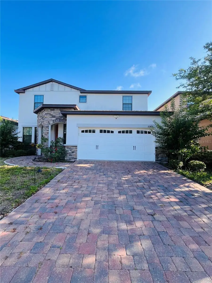 9243 Chandler Drive, Groveland, FL 34736 - #2