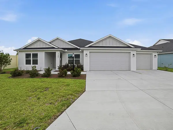 7247 Remi Place, THE VILLAGES, FL 34762